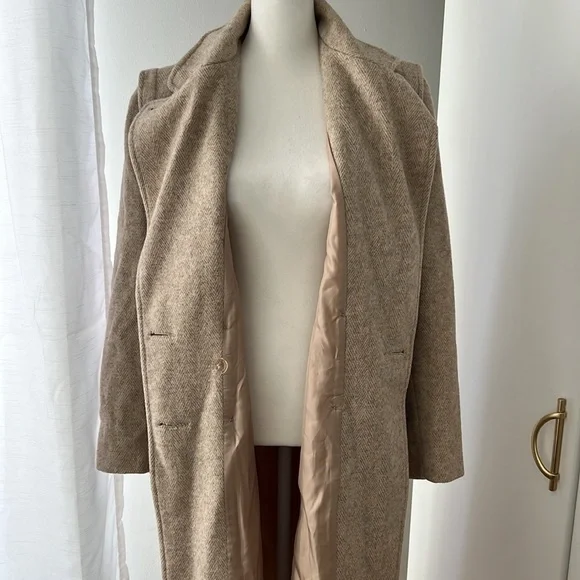 Vintage Wool Coat - Ms. Freddi - Picture 5 of 9